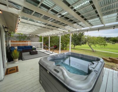Stunning deck with Hot-tub view to Lake & Golf course